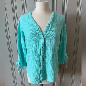 Foxcroft Womens Size Small Textured Cotton Button Front Aqua Ruched Sleeve Blue
